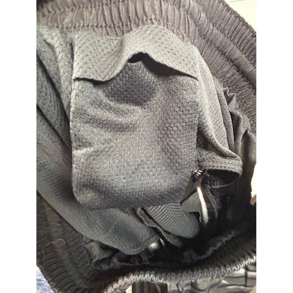 Nike Mens Swim Trunks Small Grey Black Striped Mesh Liner Board Shorts Beachwear